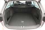 Volkswagen Passat 2,0 TDI 147kW DSG Elegance Zár - náhled 9