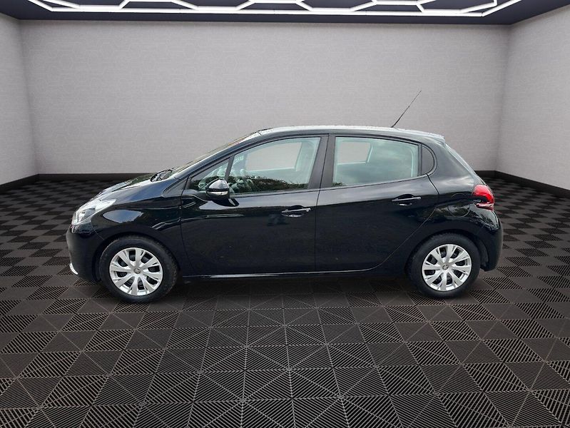 Peugeot 208 (2017) 1,2 61kw - fotka 4 z 23