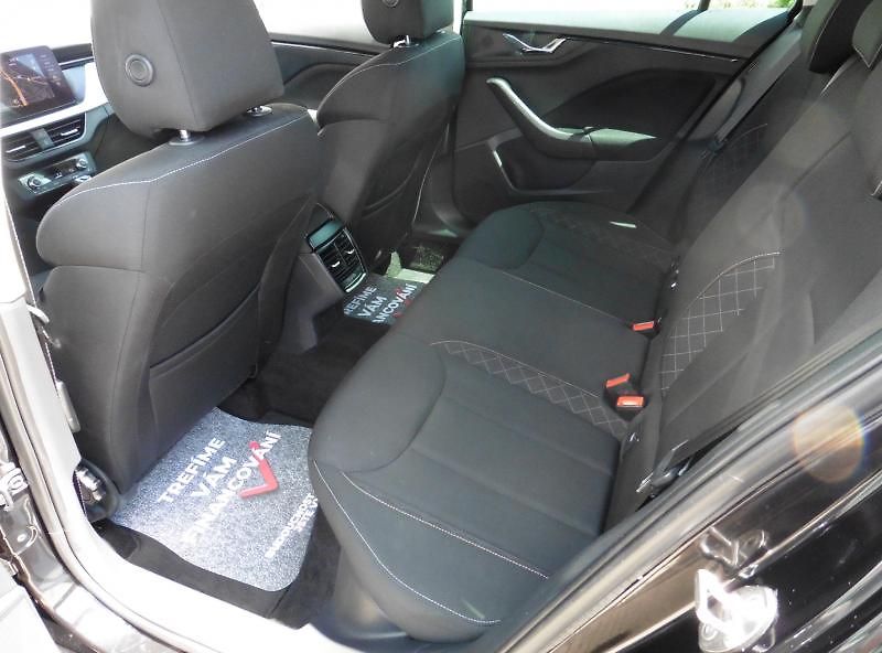 Škoda Kamiq 1.0 TSi DSG Style+ Navi - fotka 7 z 19