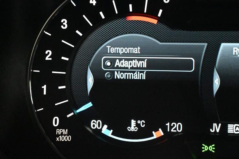 Ford Mondeo (2022) 2.0 140 KW LED SONY ACC Tažné - fotka 29 z 38