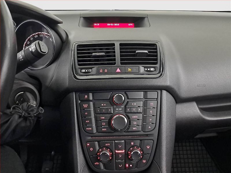 Opel Meriva (2017) 1.4 Turbo, ČR,1.maj - fotka 12 z 16