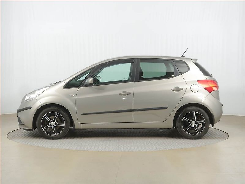 Kia Venga (2016) 1.6 CVVT - fotka 3 z 14
