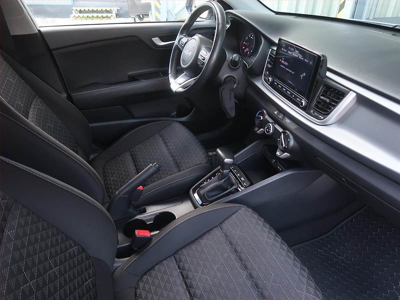 Kia Rio (2022) 1.0 T-GDI, Automat, Serv.kniha - fotka 9 z 18