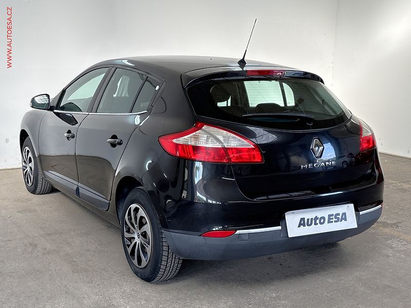 Renault Mégane (2009) 1.6i, ČR, AC - fotka 6 z 14