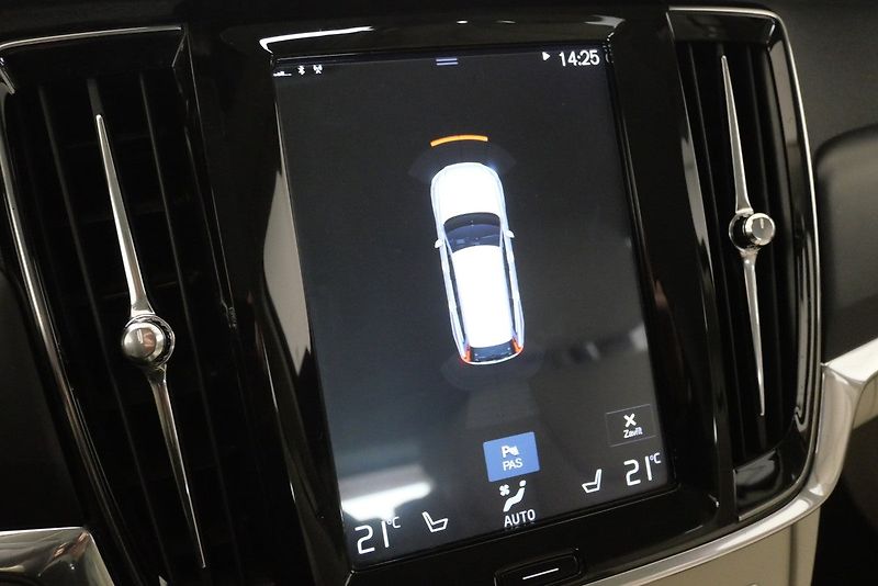 Volvo V90 - fotka 19 z 23