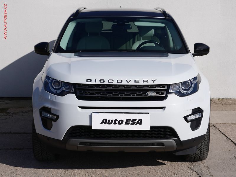Land Rover Discovery Sport (2016) 2.0TD4 4x4, AT, bixen, panor - fotka 2 z 20