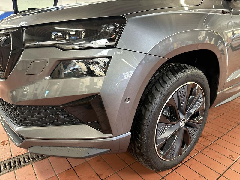 Škoda Karoq (2026) 1,5 TSI 110 kW 7-stup. automat - fotka 18 z 25