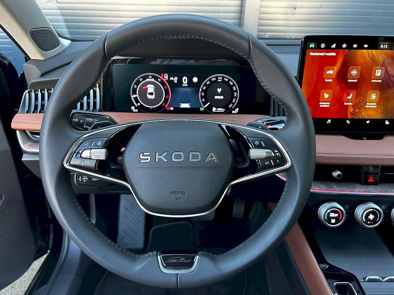 Škoda Superb (2026) 2.0 TDI 142kW 4x4 DSG L&K - fotka 7 z 35
