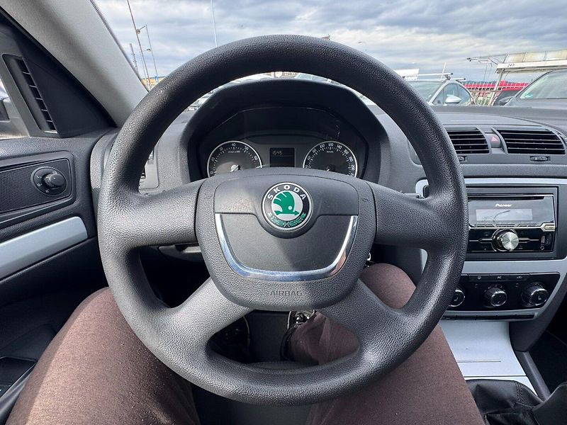 Škoda Octavia (2010) 1,4 TSI 90 KW KOLA 2. MAJ - fotka 26 z 50