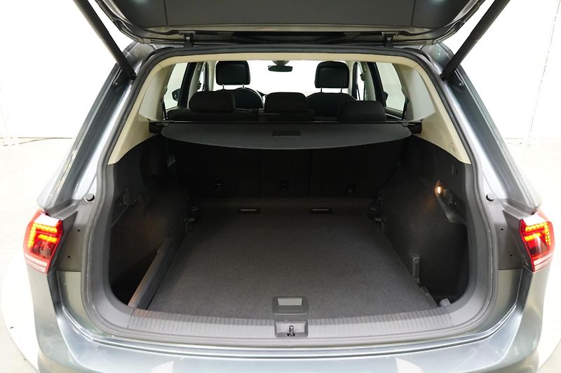 Volkswagen Tiguan - fotka 25 z 26