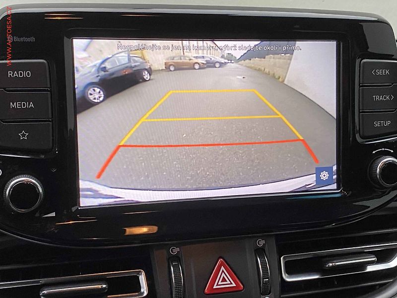 Hyundai i30 (2023) 1.5T-GDi, ČR, AT, LED, kamera - fotka 18 z 18