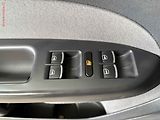 Volkswagen Touran (2013) 1.4 TSi, AC, výhřev sed. - náhled 12