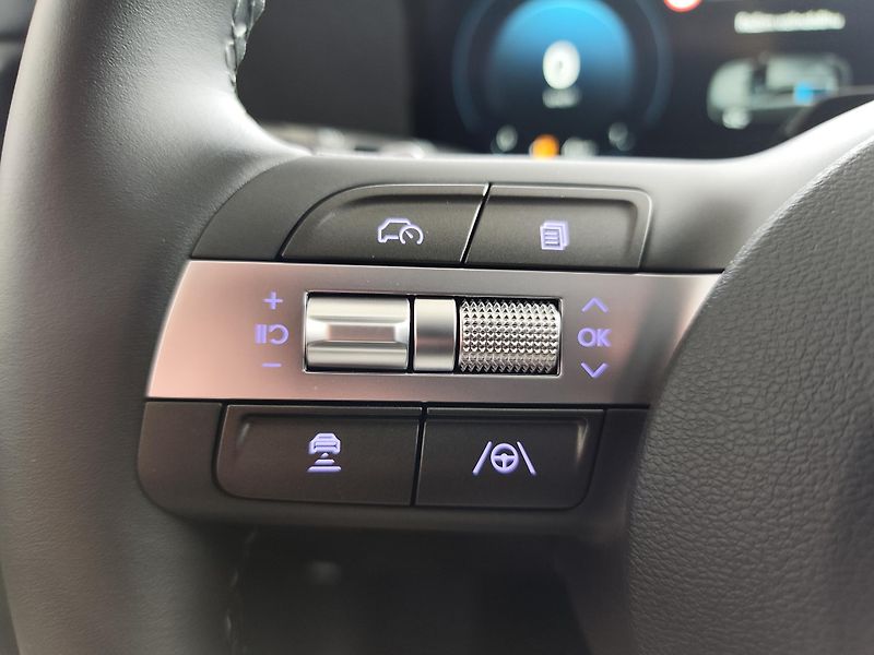 Hyundai Kona (2025) 1.6 GDi HEV 95kW SMART TECH - fotka 12 z 23