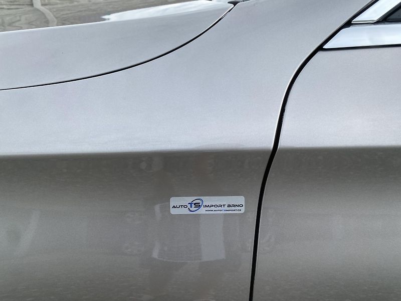 Mercedes-Benz Třídy C C 400 COUPE 4MATIC 51.000KM - fotka 24 z 149