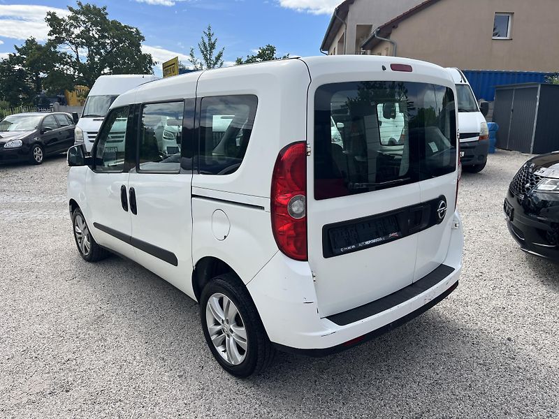 Opel Combo (2013) 1.4i 16v 70kw Klima - fotka 6 z 19