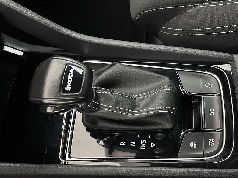 Škoda Karoq Sportline - fotka 20 z 30