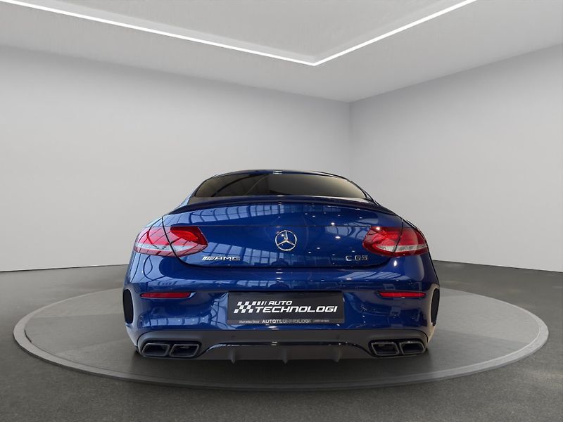 Mercedes-Benz Třídy C (2018) Mercedes-AMG C 63 kupé - fotka 6 z 22