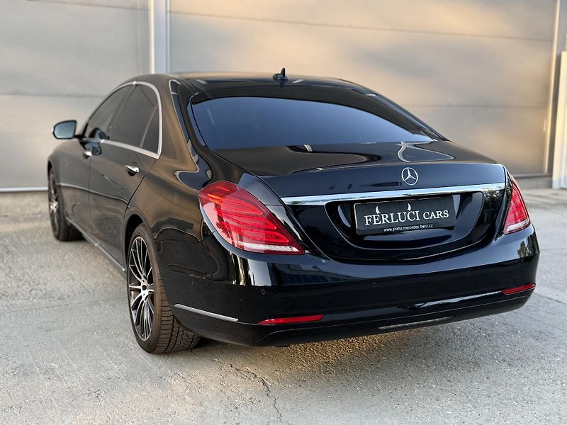 Mercedes-Benz Třídy S (2017) Mercedes-Benz S 350d L 4MATIC - fotka 11 z 29