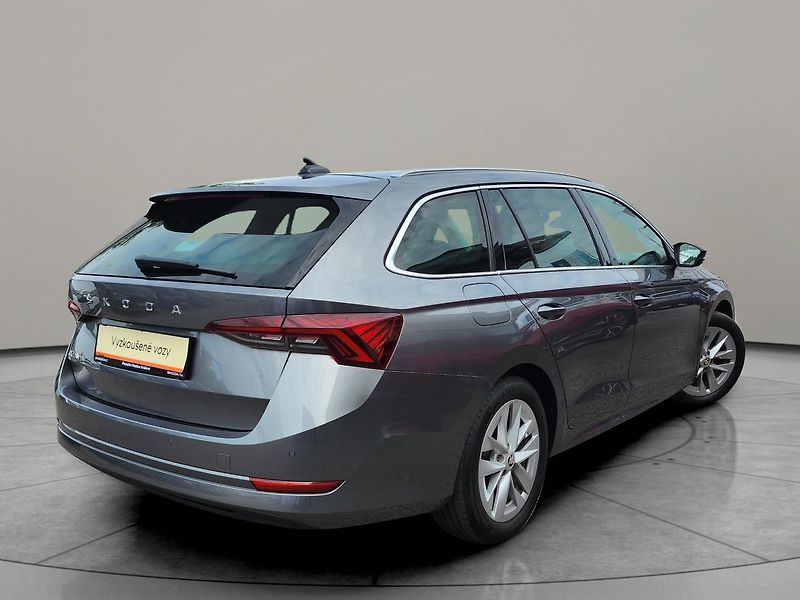 Škoda Octavia Style 2.0 TDI 110kW DSG Combi - fotka 2 z 27
