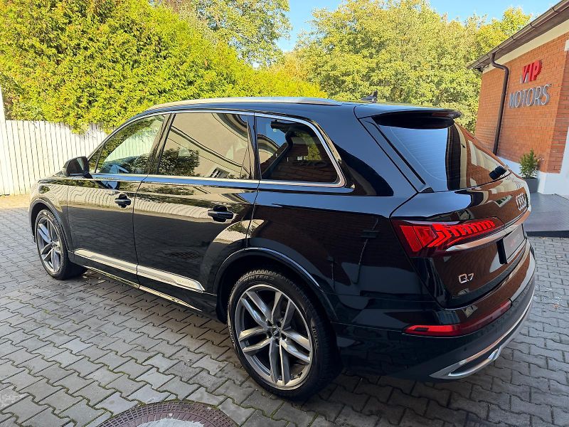 Audi Q7 50TDi-ČR-R21-S LINE-FACELIFT - fotka 3 z 35
