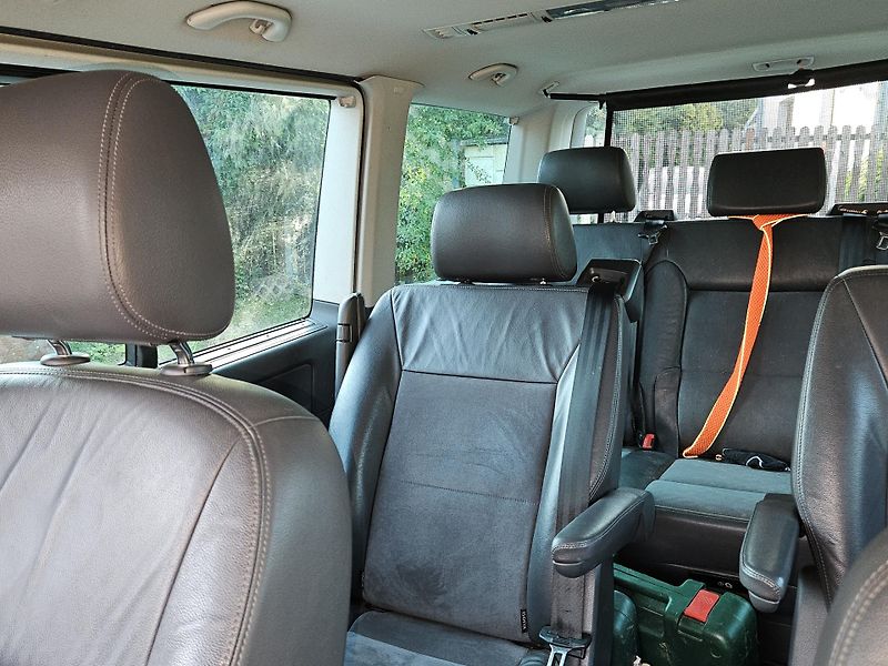 Volkswagen Multivan (2014) - fotka 16 z 16