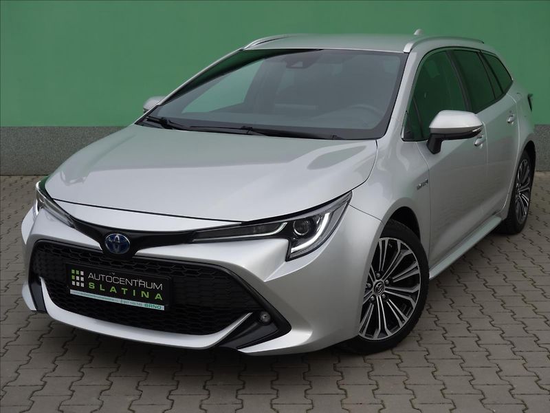 Toyota Corolla 2,0 STYLE TOURING SPORTS - fotka 2 z 44