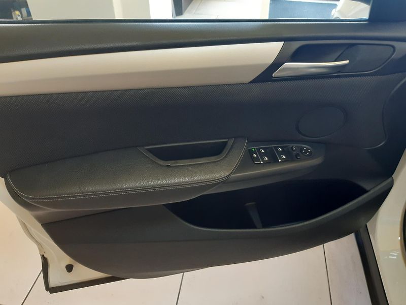 BMW X3 3.0d XDRIVE XENONY TAŽNÉ - fotka 16 z 25