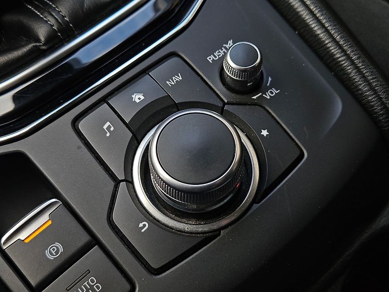 Mazda CX-5 2,0 SKYACTIV-G, Takumi, 1.maj. - fotka 27 z 35
