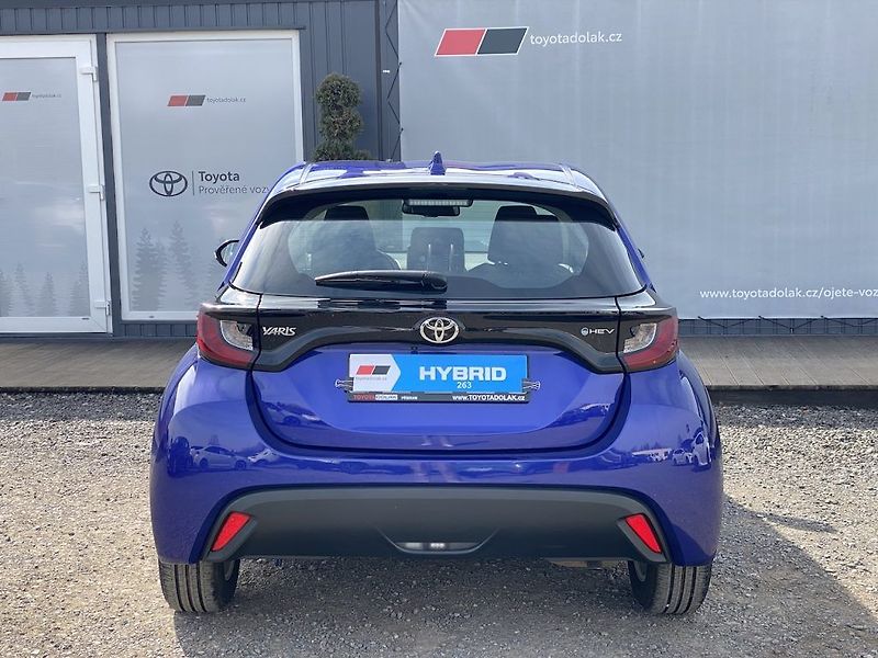 Toyota Yaris 1.5HEV, ČR-1m, Comfort, DPH - fotka 6 z 32