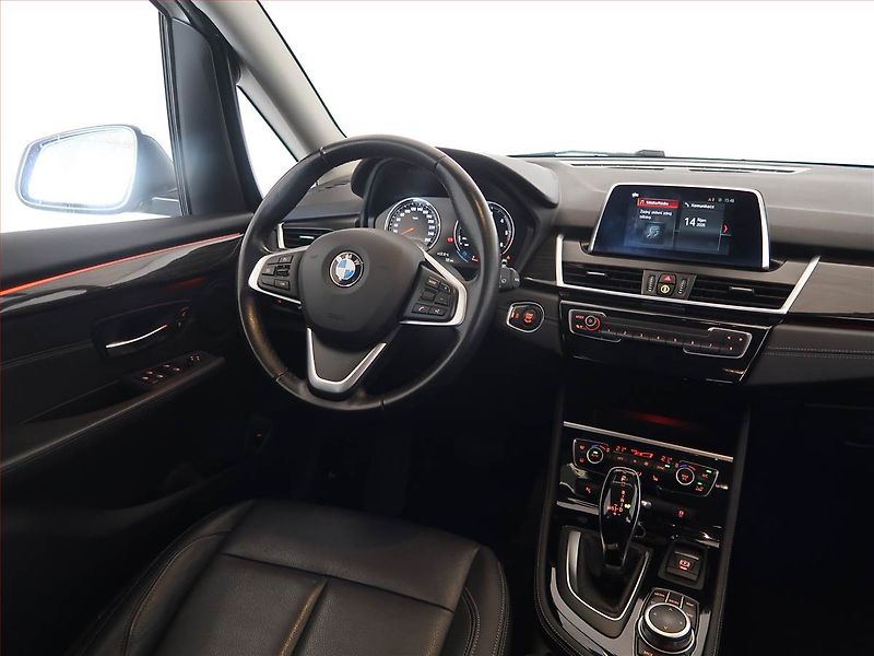 BMW Řada 2 (2021) 216d Gran Tourer, Automat - fotka 7 z 18