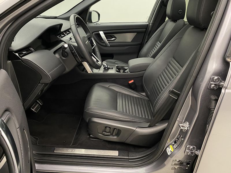 Land Rover Discovery Sport P250 DYNAMIC SE AWD AUT - fotka 3 z 46