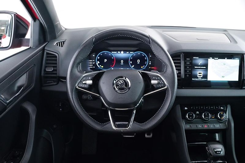 Škoda Karoq 2.0TSI 4x4 Sportline DCC Kůže - fotka 14 z 29
