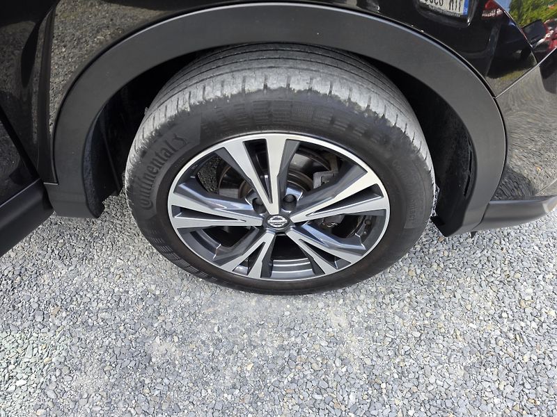 Nissan Qashqai 1.2 T Panorama  - fotka 7 z 16
