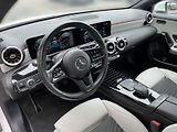 Mercedes-Benz Třídy A 200 sedan - náhled 10