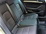 Volkswagen Passat 2.0TDi DSG *SERV.KN.FAKTURY*   - náhled 26