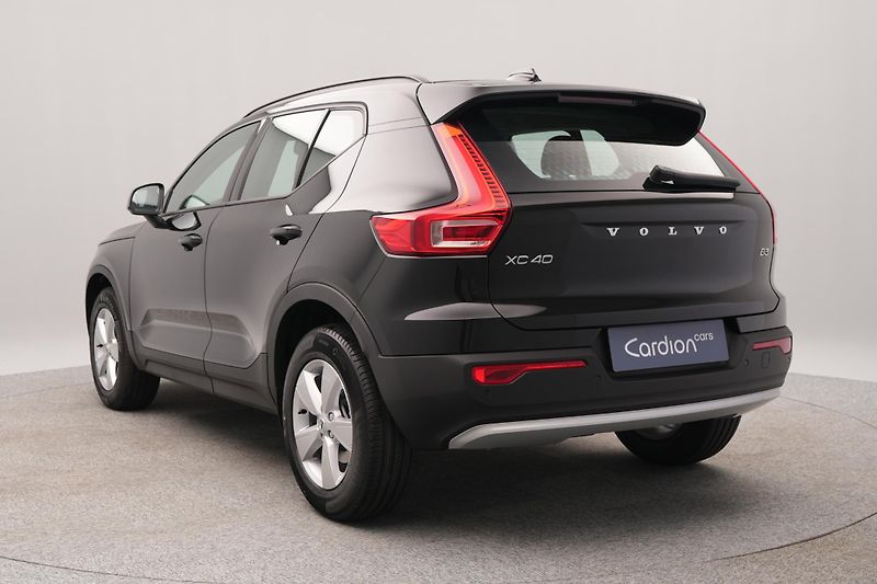 Volvo XC40 (2026) B3 AUT ESSENTIAL - fotka 10 z 20