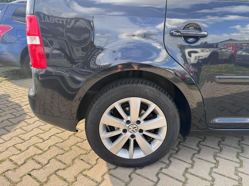 Volkswagen Touran (2005) 1,6 MPI 75 KW SPOJKA STK - fotka 16 z 48