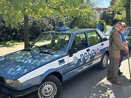 Kolonádu ovládla italská auta, na náměstí se dala ochutnat jihoevropská jídla.