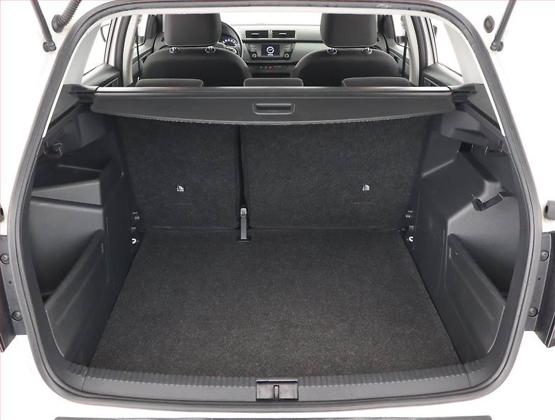 Peugeot 5008 (2018) PureTech 130, 7 míst, Tempomat - fotka 14 z 18