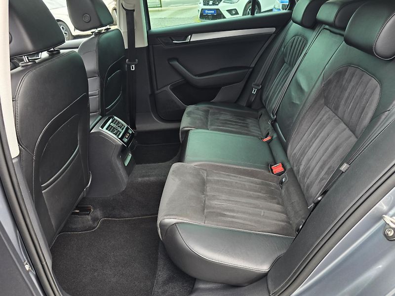 Škoda Superb 140KW DSG WEBASTO PANORAMA  - fotka 15 z 35