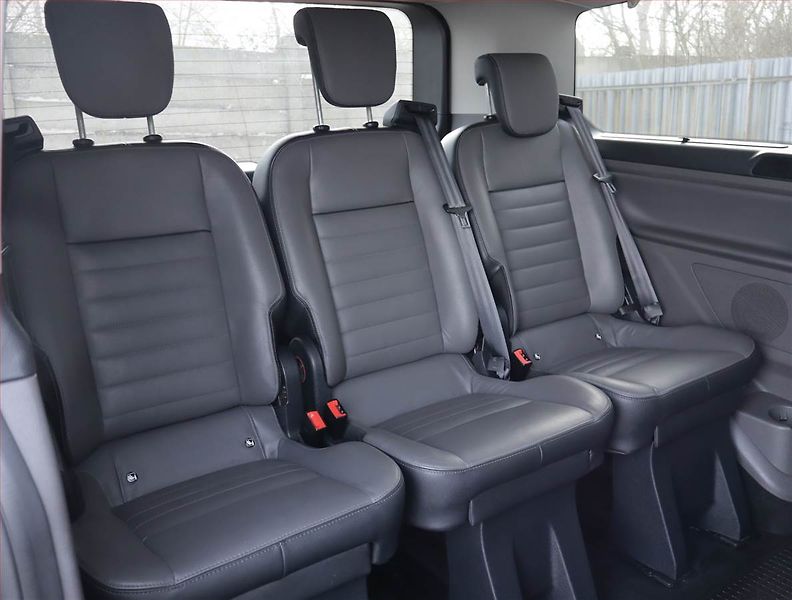 Ford Tourneo Custom (2019) Titanium 2.0 EcoBlue mHEV - fotka 21 z 23