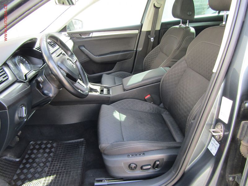 Škoda Superb (2016) 2.0TDi, AT, navi, bixen - fotka 9 z 20