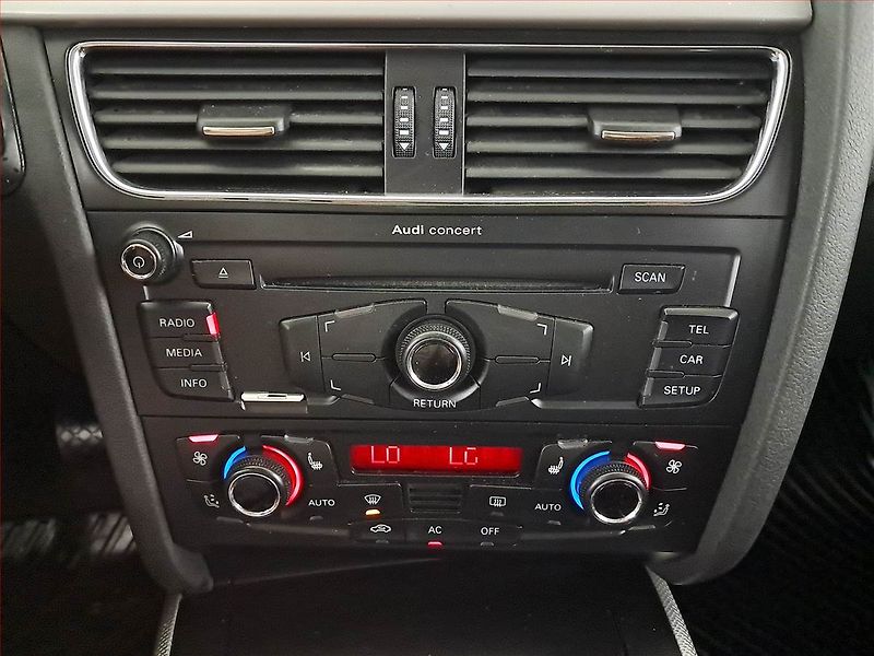 Audi A4 Allroad (2009) 2.0 TDI, 4X4, Xenony - fotka 13 z 19