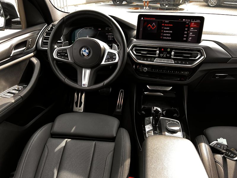 BMW X3 20i M Sport xDrive tažné - fotka 12 z 27