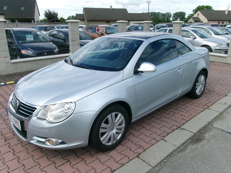 Volkswagen EOS (2008) 2,0TDI 8V CABRIO  - fotka 39 z 45
