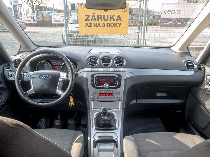 Ford Galaxy (2009) 2.0D 85KW 7 – TAŽNÝ - fotka 12 z 44