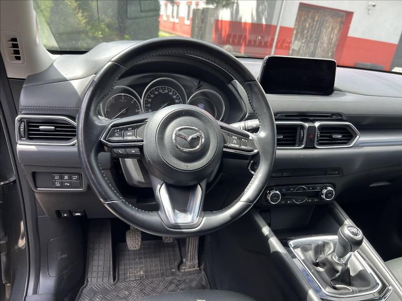 Mazda CX-5 2,2 - fotka 24 z 31