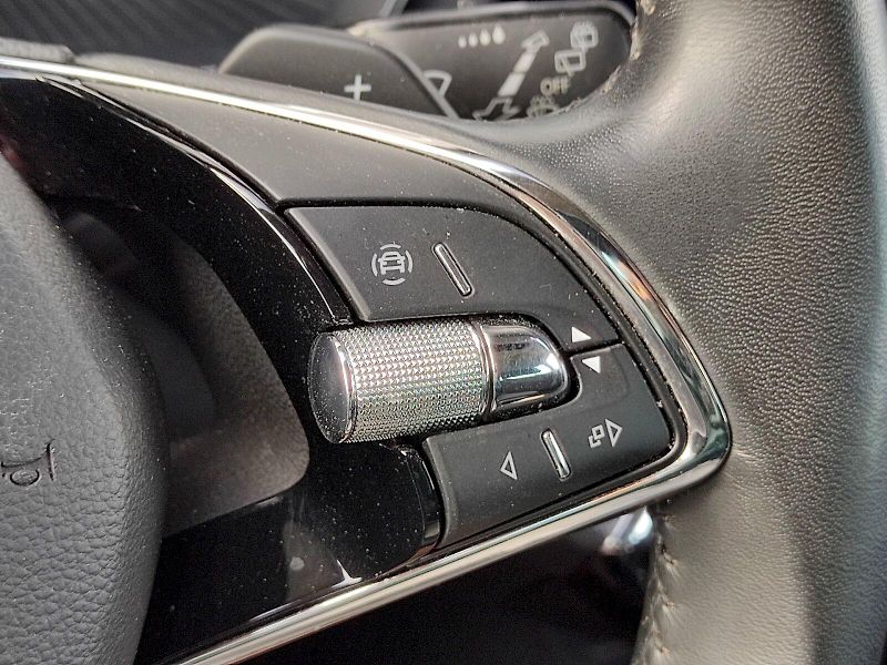 Škoda Octavia (2022) Combi Ambition Plus 2,0 Tdi 85 - fotka 29 z 36