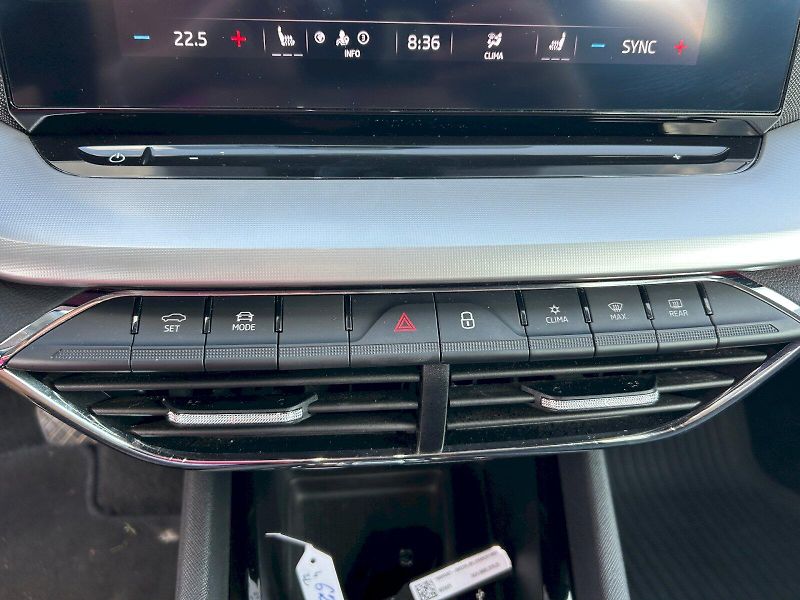 Škoda Octavia (2023) M-HEV STY TS 110/1.5 A7F - fotka 23 z 26