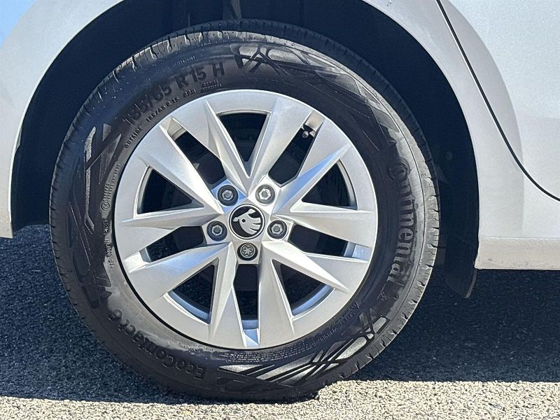 Škoda Fabia (2025) 1.0 TSI Selection - fotka 26 z 29